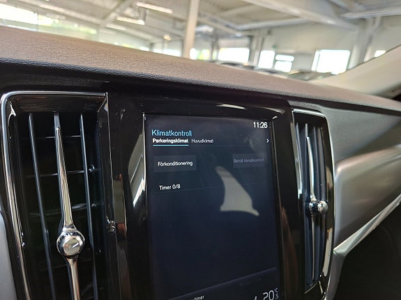 Volvo V90 22 of 25
