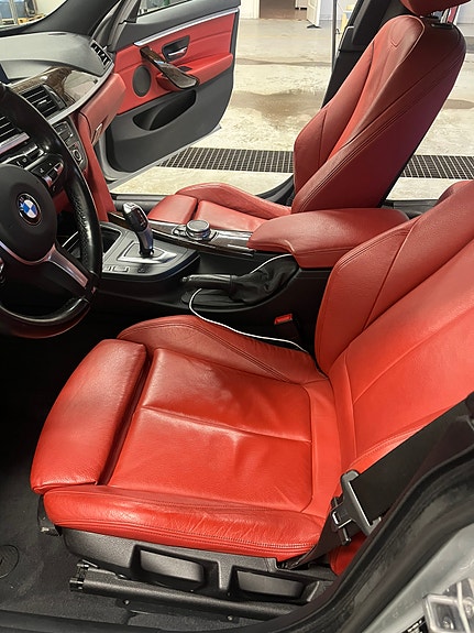 BMW 430i 2 of 8