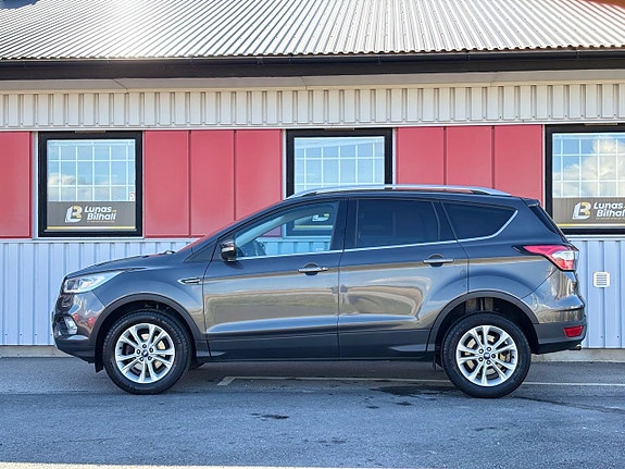 Ford Kuga 3 of 24