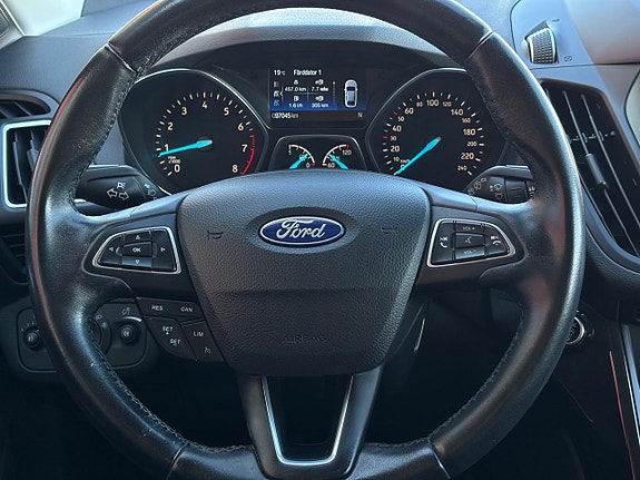 Ford Kuga 12 of 24