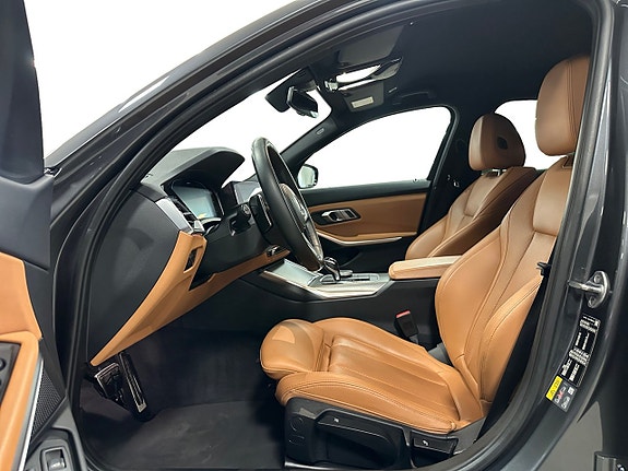 BMW 330e 8 of 15