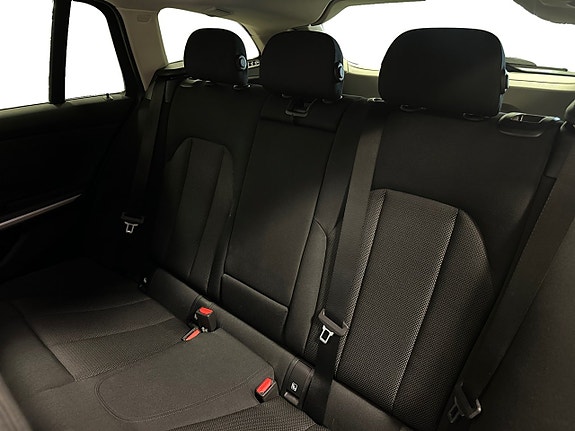 BMW 330e 14 of 16