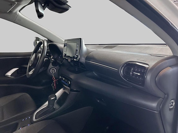 Toyota Yaris 10 of 19