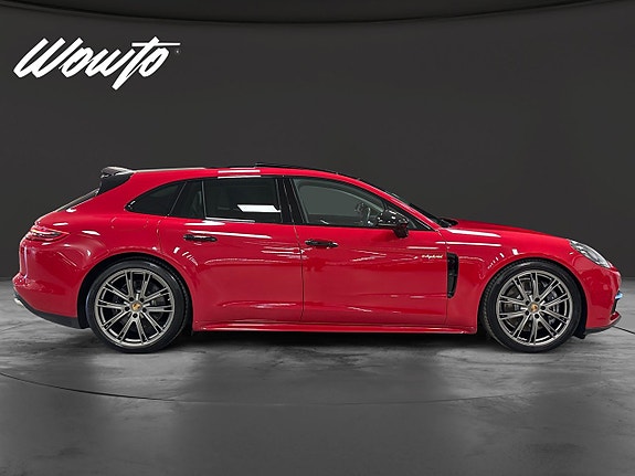 Porsche Panamera 4 3 of 17