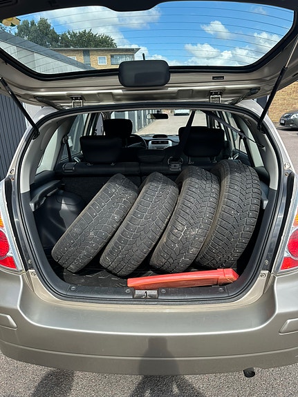 Suzuki Liana 6 of 7