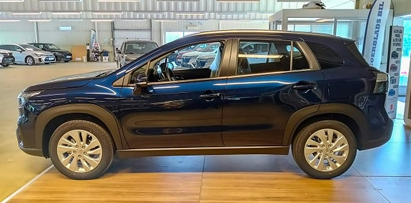 Suzuki S-Cross 2 of 7