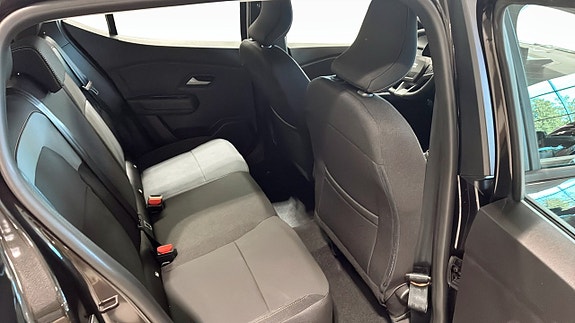 Dacia Sandero 5 of 17