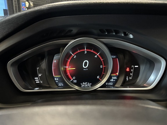 Volvo V40 9 of 26