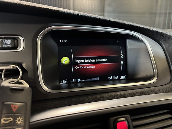 Volvo V40 13 of 26