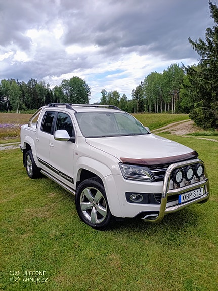 Volkswagen Amarok 2 of 5