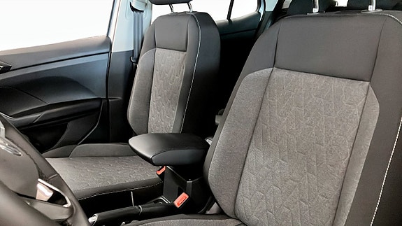 Volkswagen T-Cross 8 of 12
