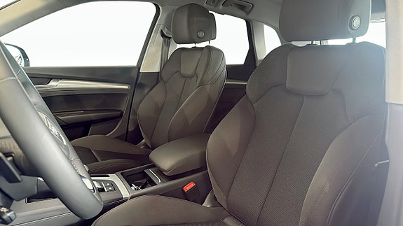 Audi Q5 8 of 19