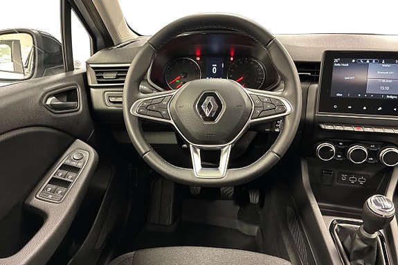 Renault Clio 11 of 21