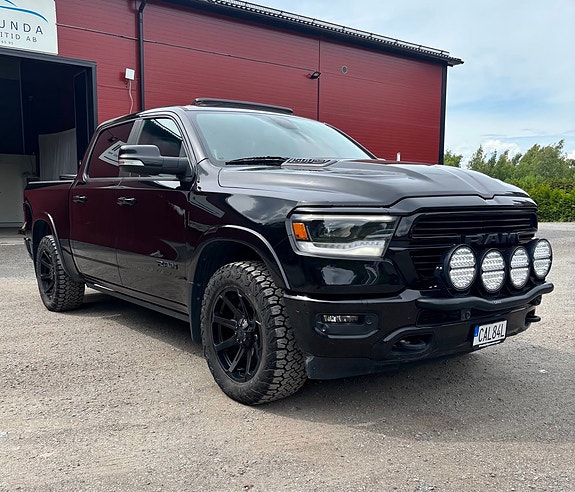 RAM 1500 2 of 18