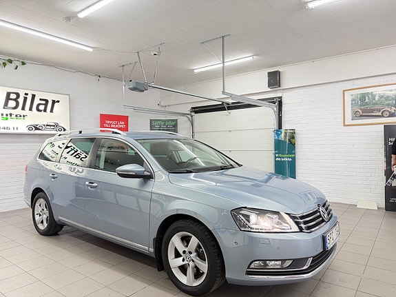Volkswagen Passat 12 of 30
