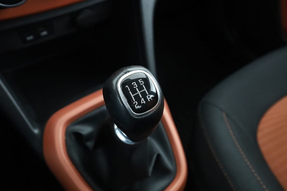 Hyundai i10 28 of 30