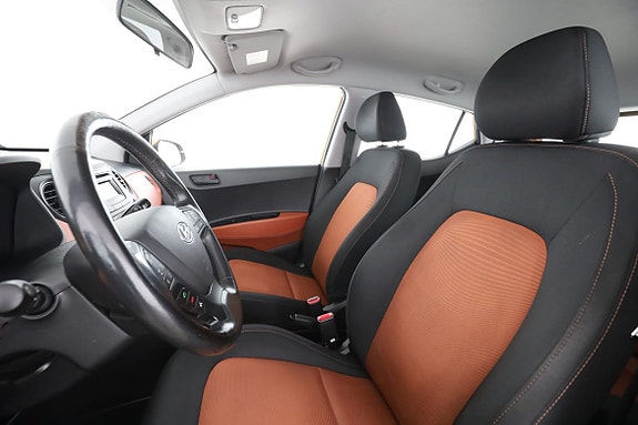 Hyundai i10 11 of 30