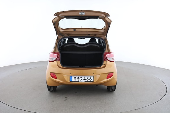 Hyundai i10 17 of 30