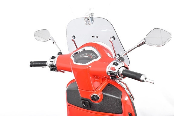 Vespa GTS 300 Super ABS Nyservad 15 of 18