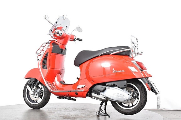 Vespa GTS 300 Super ABS Nyservad 4 of 18