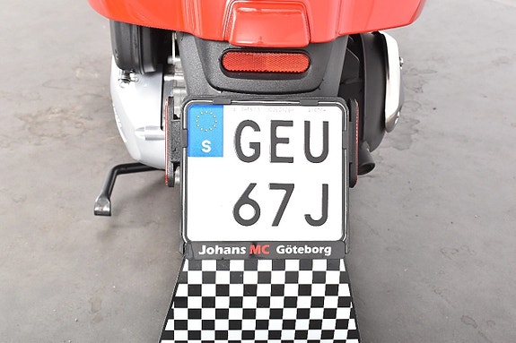 Vespa GTS 300 Super ABS Nyservad 10 of 18
