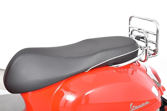 Vespa GTS 300 Super ABS Nyservad 9 of 18