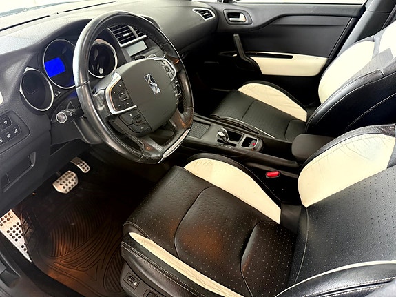 Citroen DS4 9 of 14