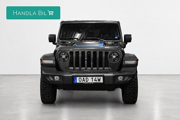 Jeep Wrangler Unlimited 3 of 21