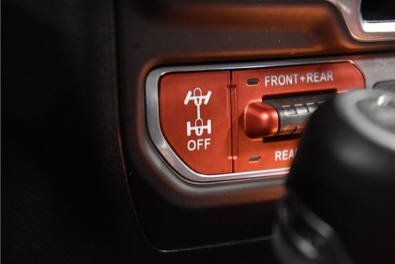 Jeep Wrangler Unlimited 14 of 21