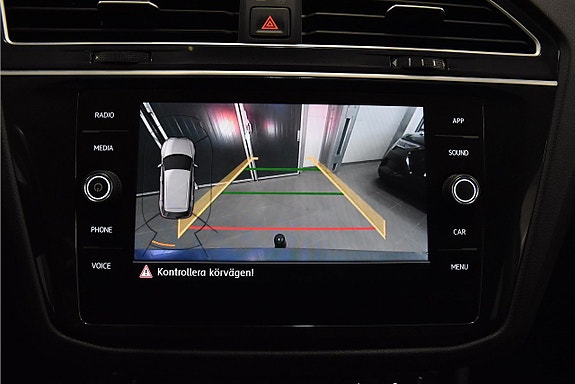Volkswagen Tiguan 22 of 26