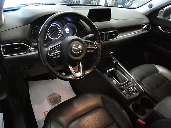 Mazda CX-5 10 of 21