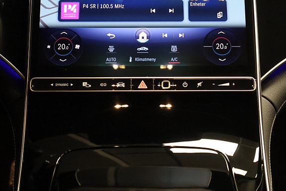 Mercedes-Benz EQE350+ 20 of 23