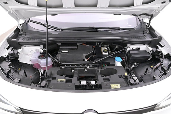 Volkswagen ID.4 GTX 26 of 27