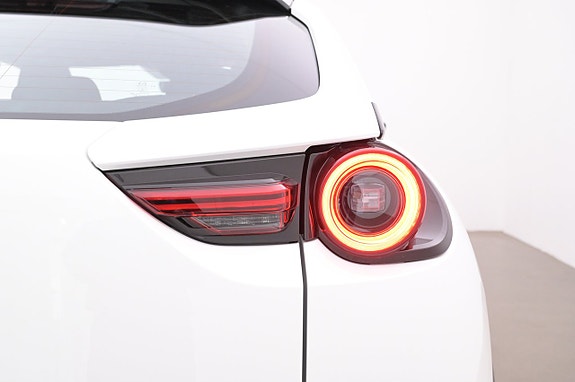 Mazda MX-30 25 of 27