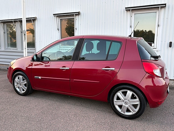Renault Clio 3 of 7
