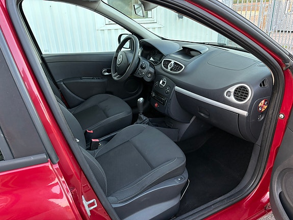 Renault Clio 7 of 7