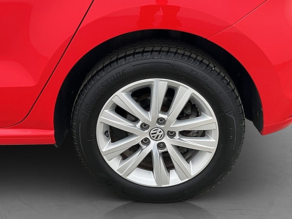 Volkswagen Polo 22 of 24