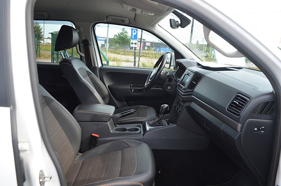 Volkswagen Amarok 19 of 29