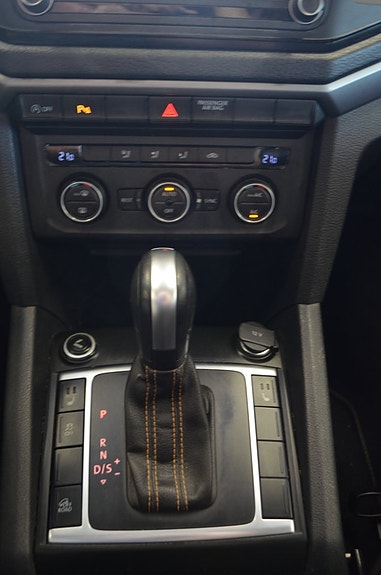 Volkswagen Amarok 26 of 29