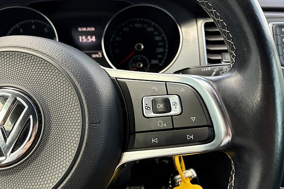 Volkswagen Golf Sportsvan 17 of 28