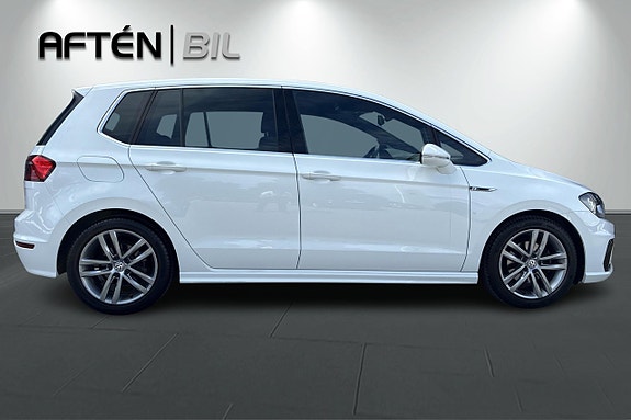 Volkswagen Golf Sportsvan 7 of 28