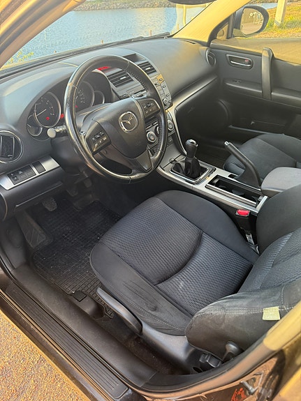 Mazda 6 5 of 6