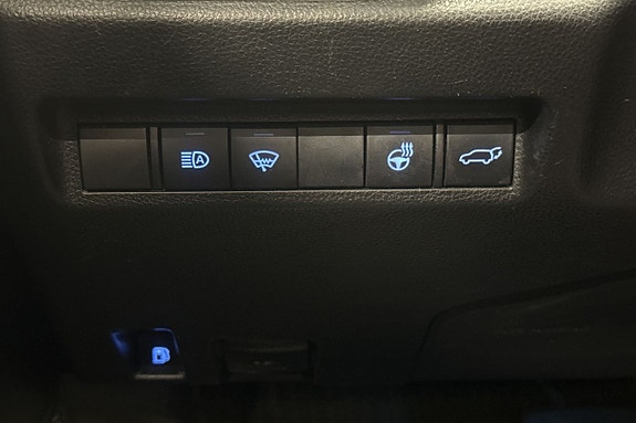 Toyota RAV4 18 of 26