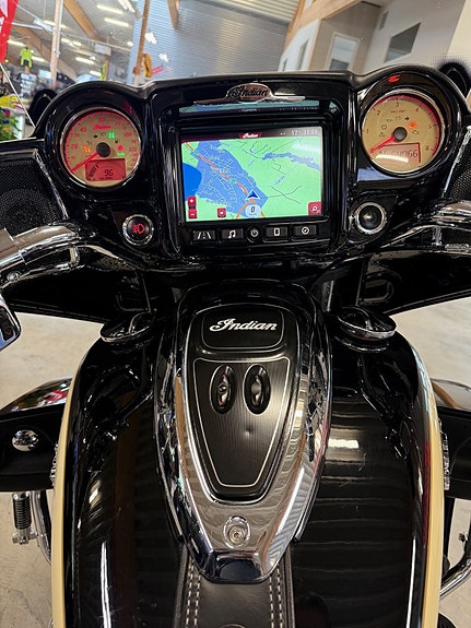 Indian Roadmaster Thunder Stroke 111 V-Twin 6 of 6
