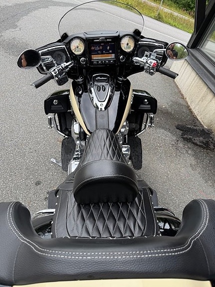 Indian Roadmaster Thunder Stroke 111 V-Twin 5 of 6