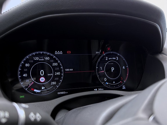 Jaguar XE 17 of 21