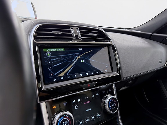 Jaguar XE 20 of 21