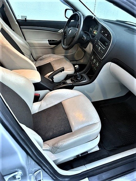 Saab 9-3 12 of 14