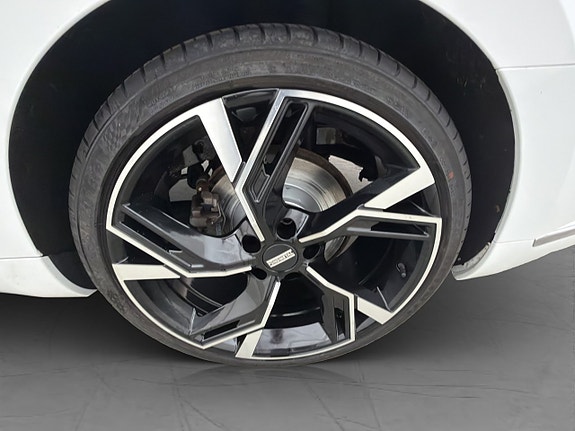 Volkswagen Arteon 29 of 30