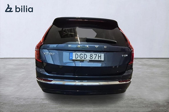 Volvo XC90 12 of 30